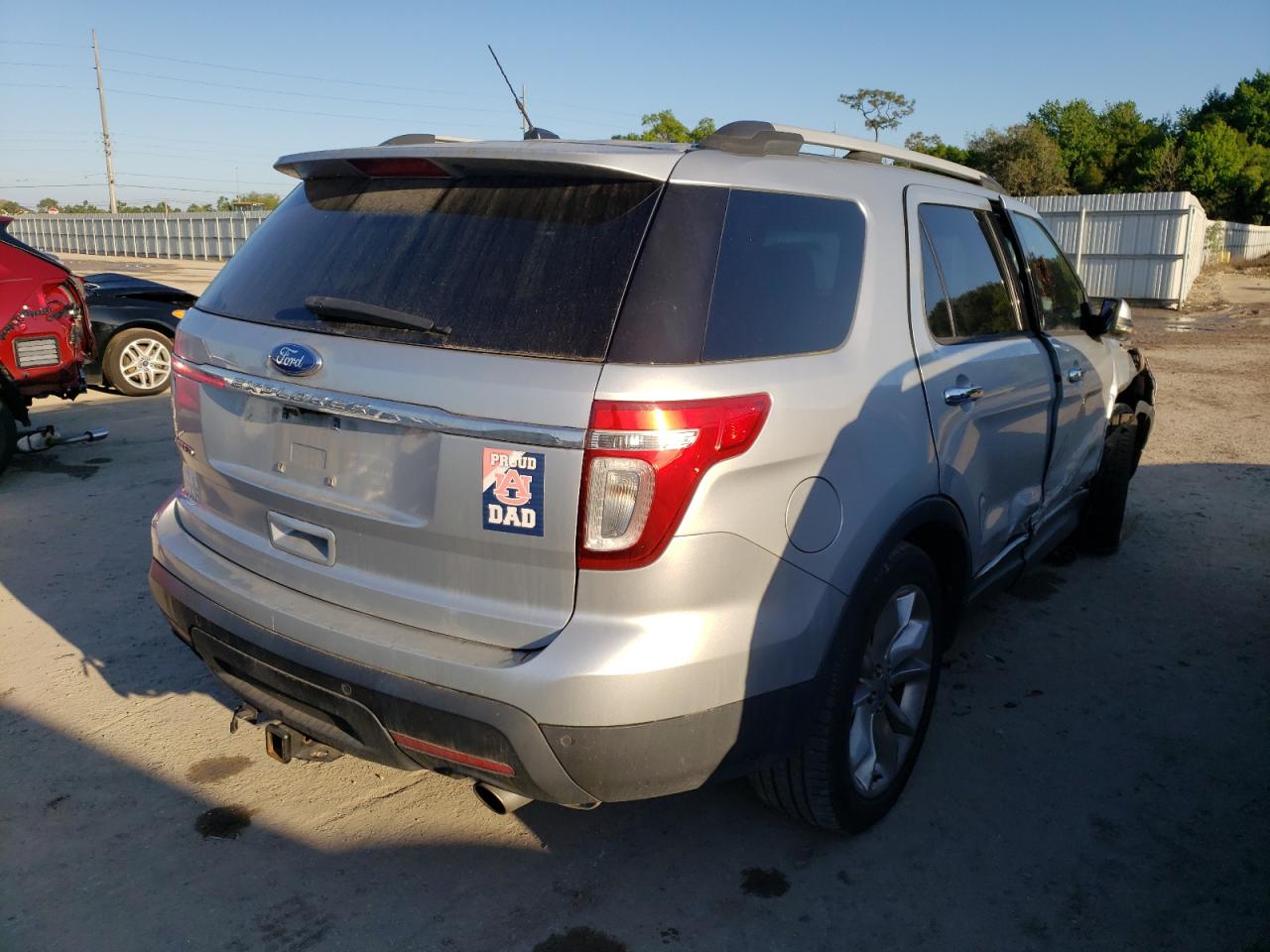 Foto 4 de la subasta – 2011 FORD EXPLORER L con VIN 1FMHK7F88BGA41422