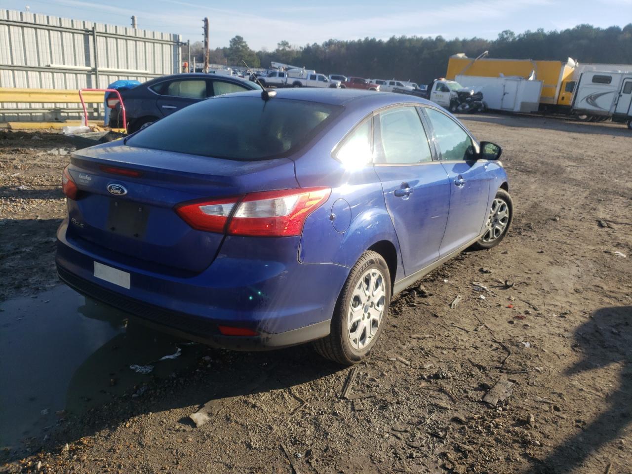 Photo 4 from auction – 2012 FORD FOCUS SE with VIN 1FAHP3F29CL327790