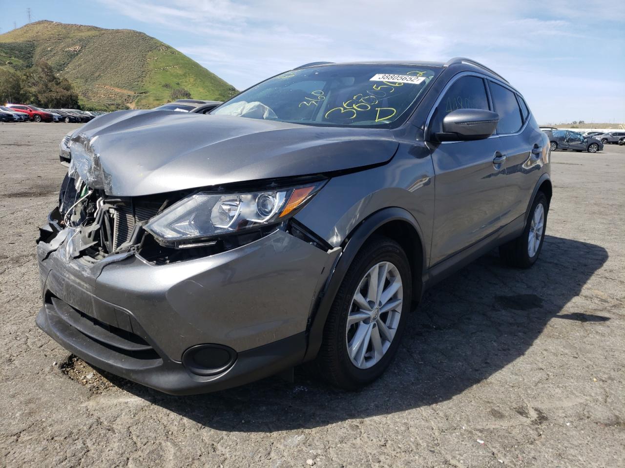 Photo 2 from auction – 2017 NISSAN ROGUE with VIN JN1BJ1CP0HW023522
