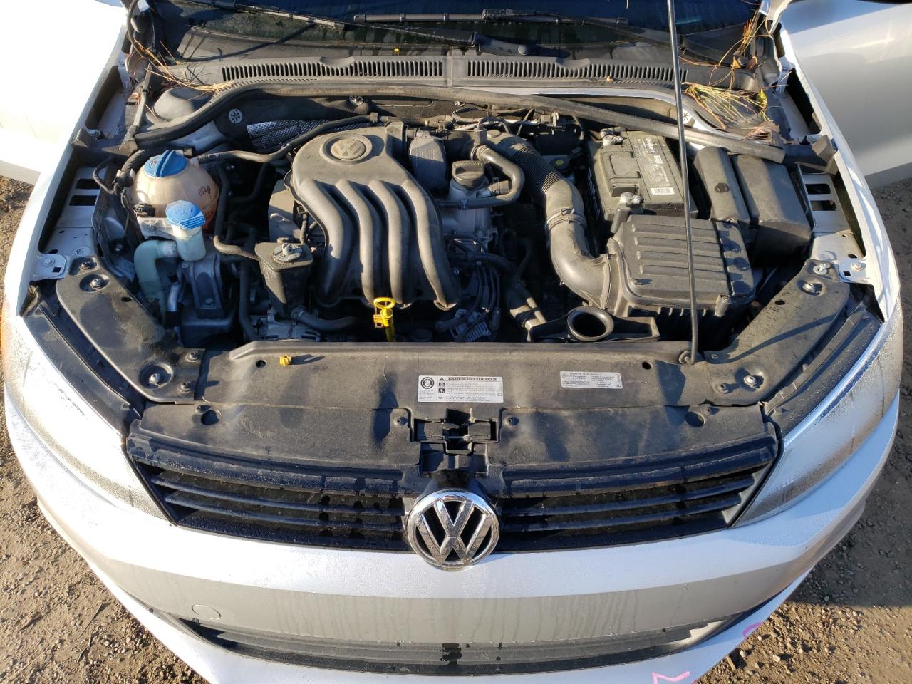 Photo 7 from auction – 2014 VOLKSWAGEN JETTA BASE with VIN 3VW2K7AJ3EM430528