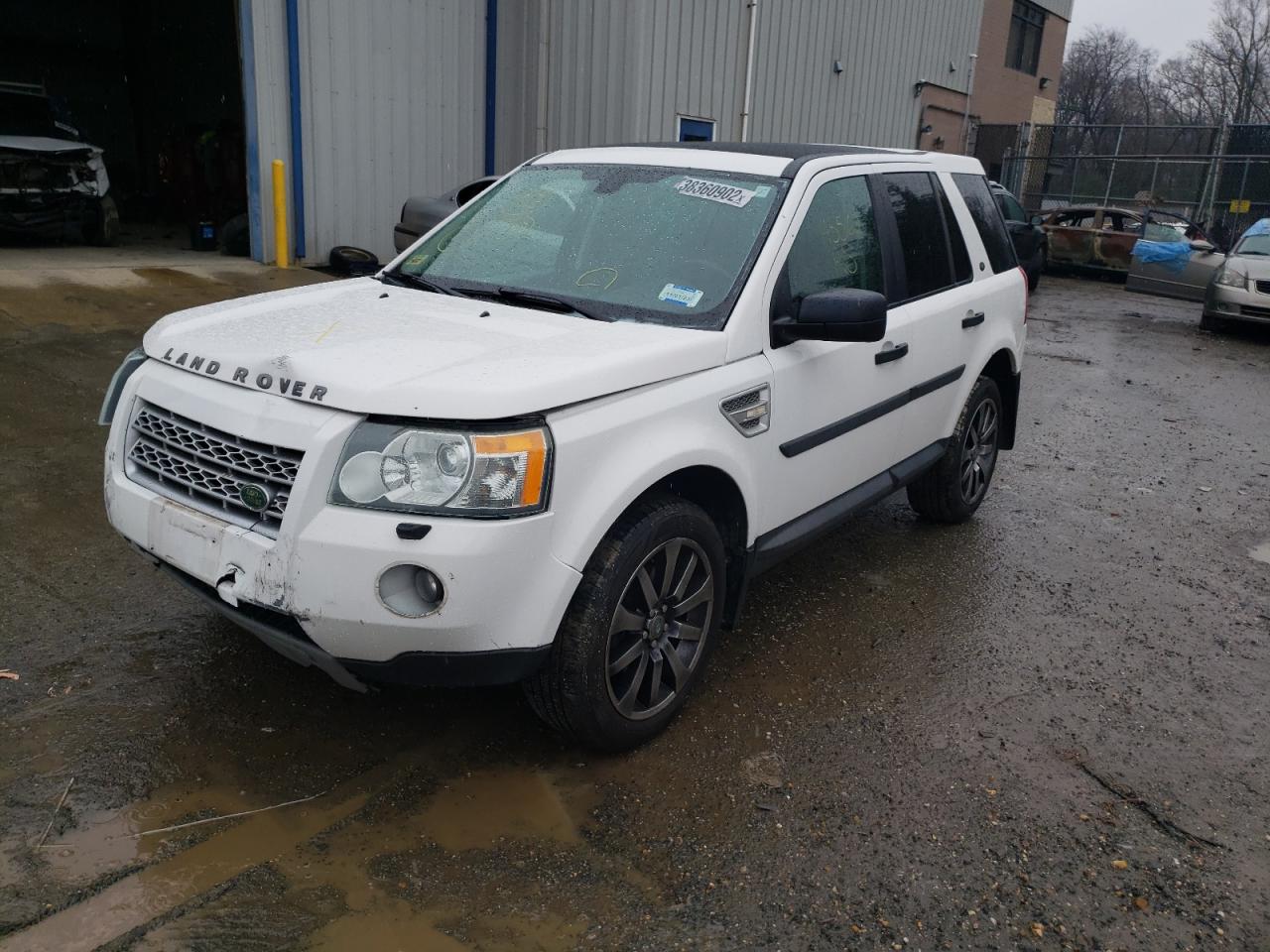 Photo 2 from auction – 2008 LAND ROVER LR2 SE TEC with VIN SALFS24N68H038862