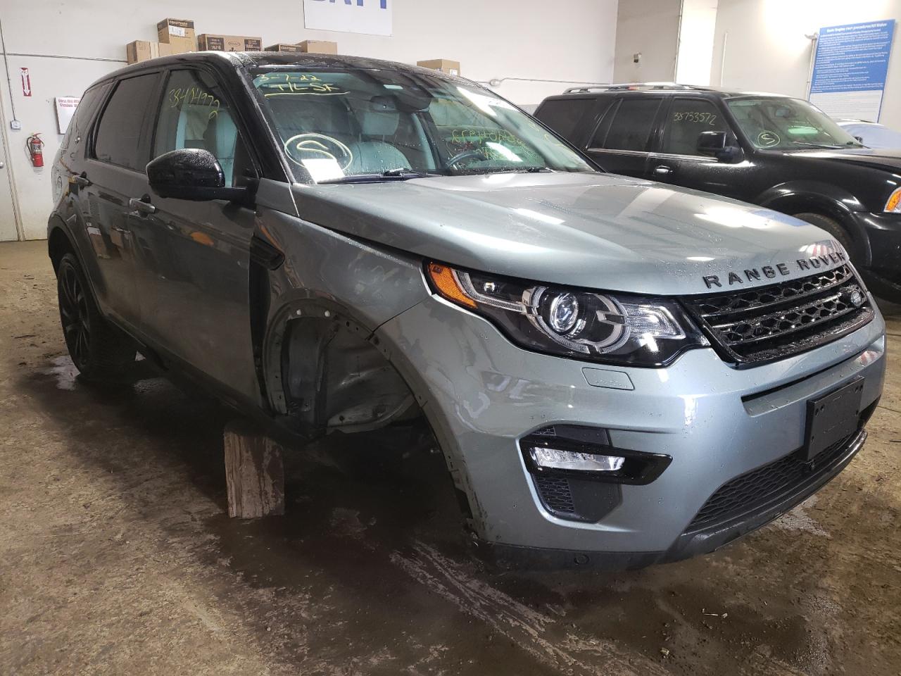 LAND ROVER DISCOVERY 2016 with VIN SALCT2BG6GH594754 - Photo from auction