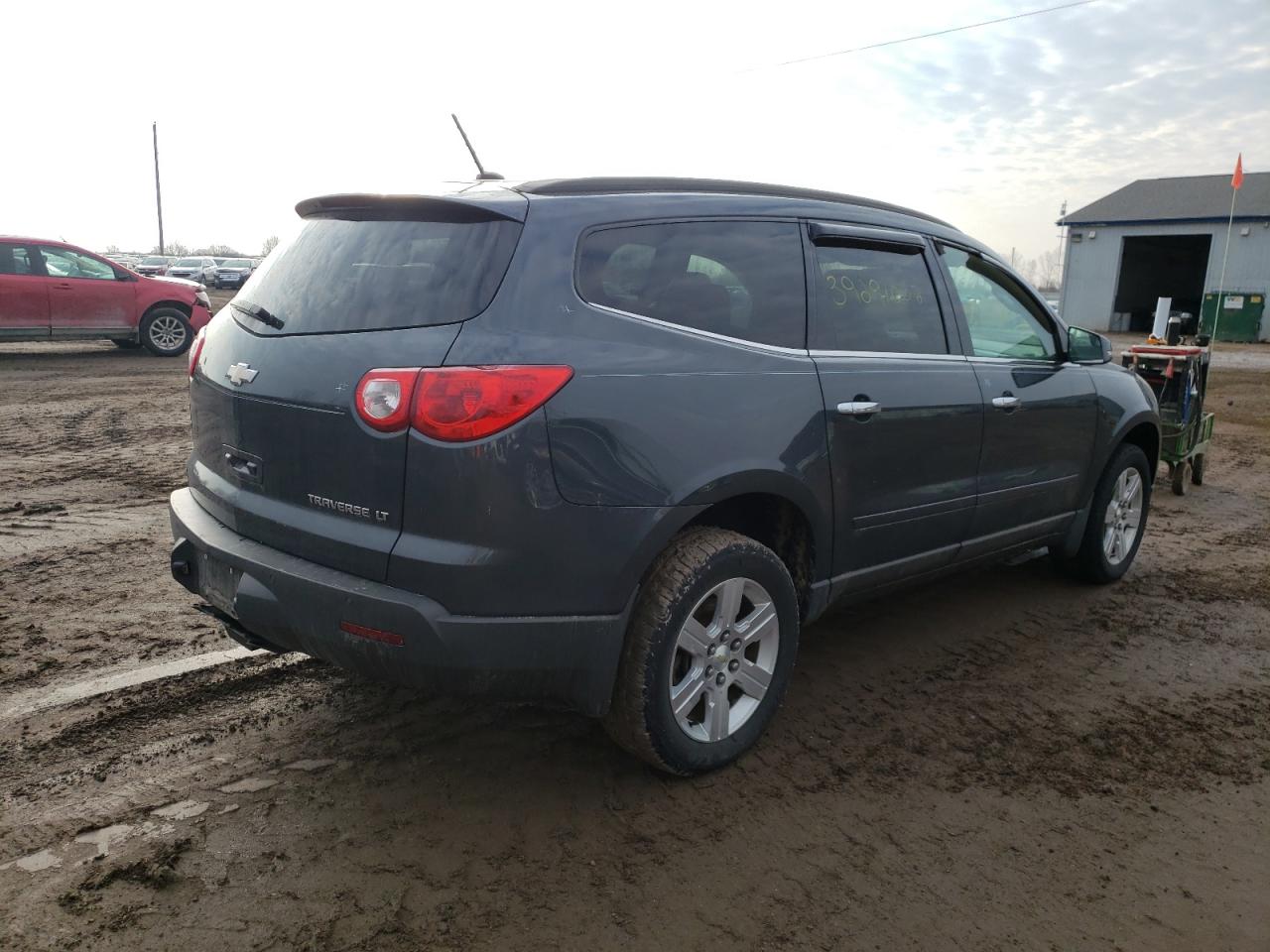Photo 4 from auction – 2010 CHEVROLET TRAVERSE L with VIN 1GNLRGED0AJ202055