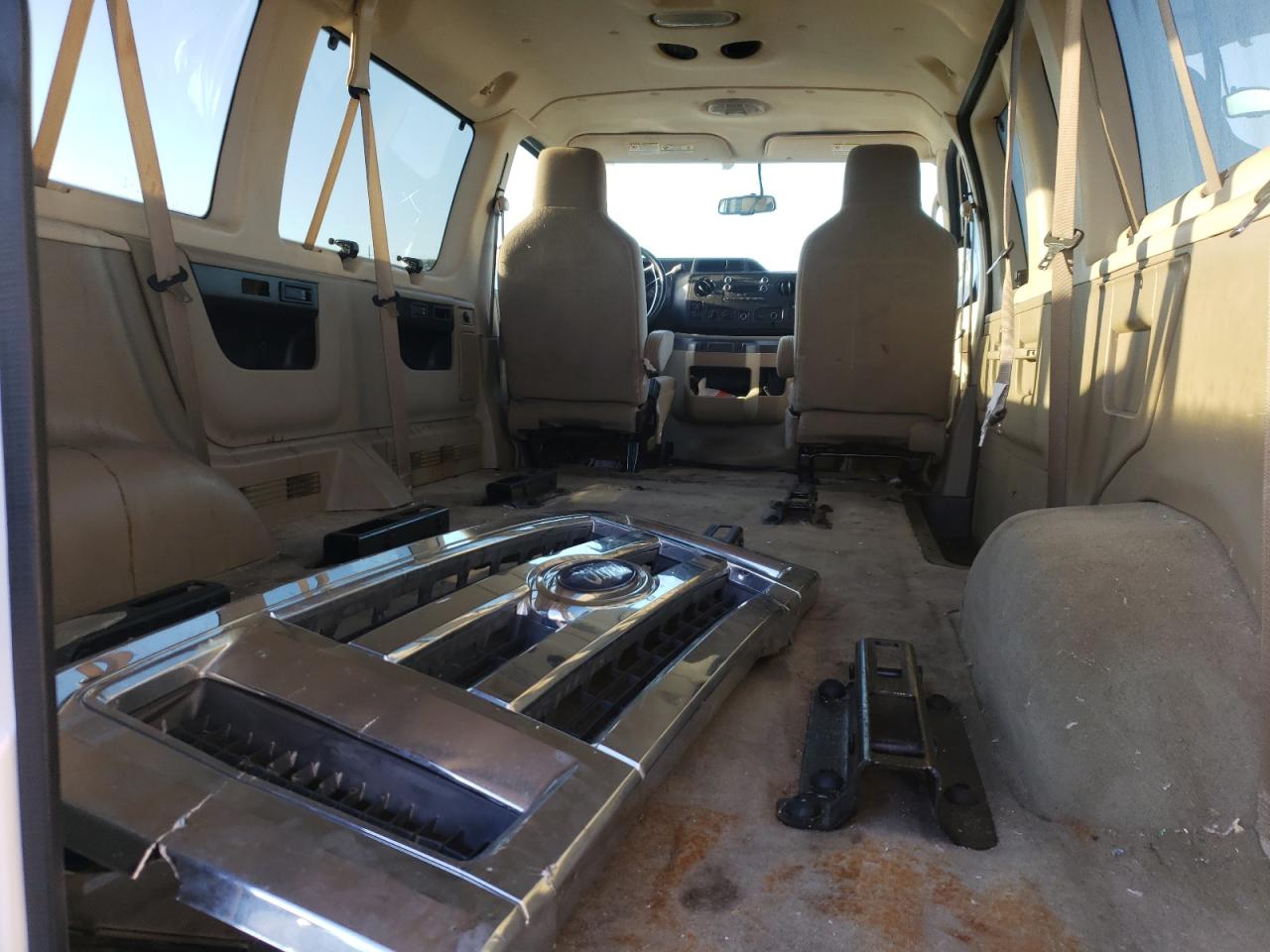 Photo 6 from auction – 2012 FORD ECONOLINE with VIN 1FBNE3BL4CDA77164