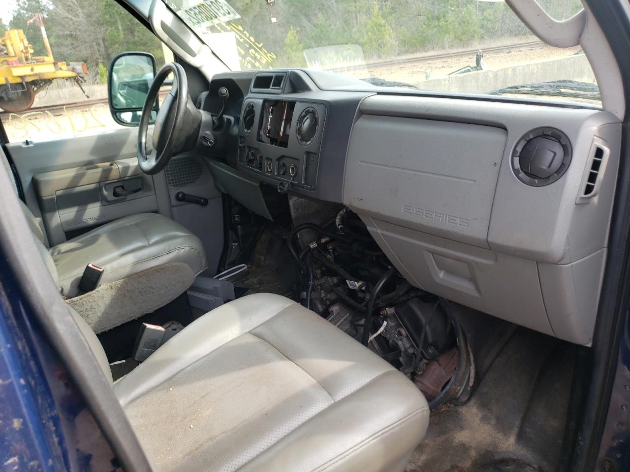 Photo 5 from auction – 2009 FORD ECONOLINE with VIN 1FTNE24W29DA14652