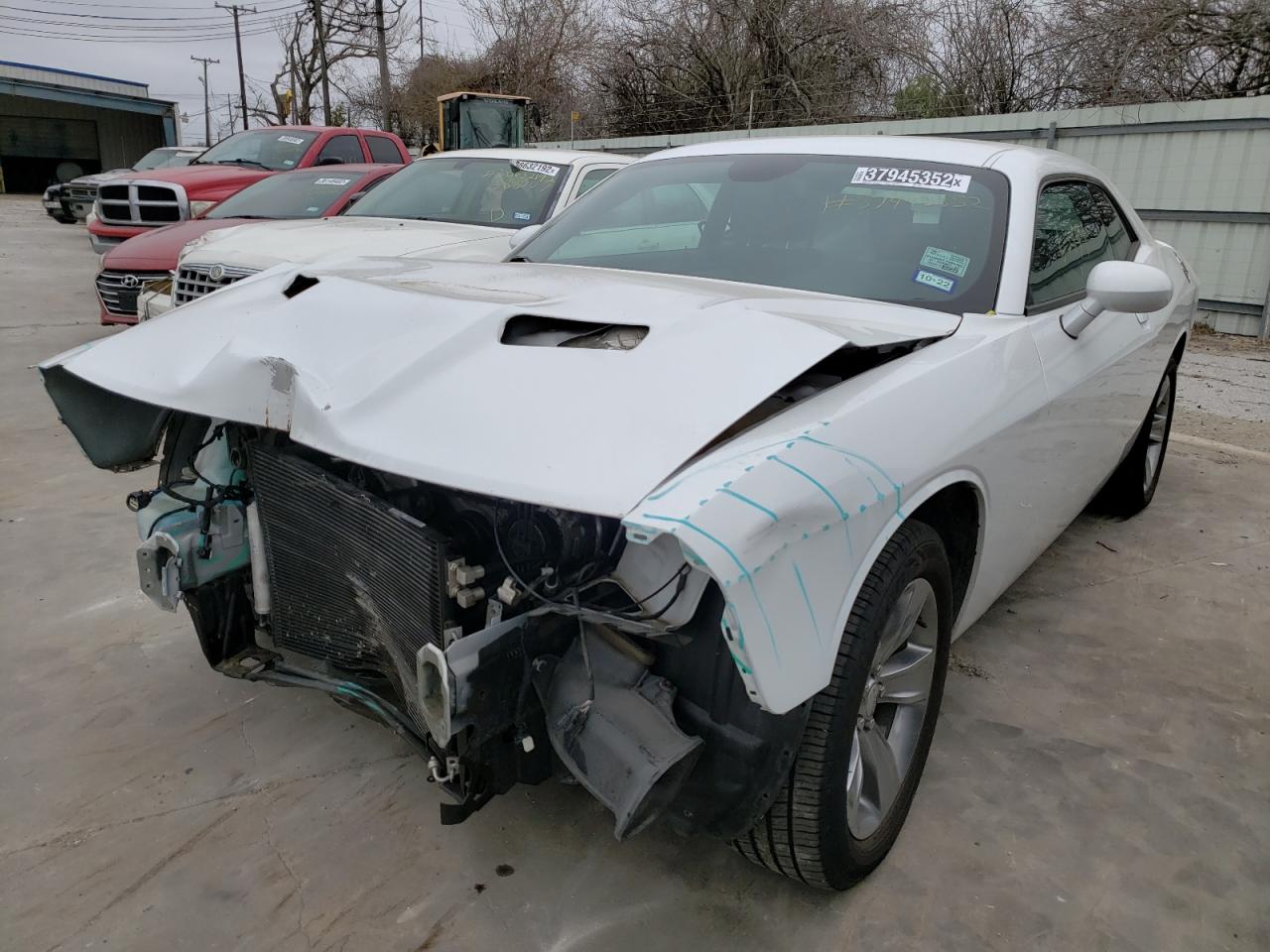 Photo 2 from auction – 2016 DODGE CHALLENGER with VIN 2C3CDZAG6GH113625