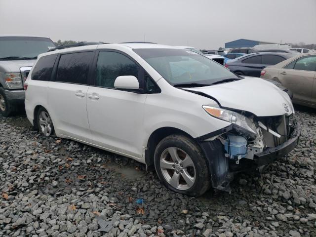TOYOTA SIENNA LE 2016 with VIN 5TDKK3DC4GS765258 - Photo from auction