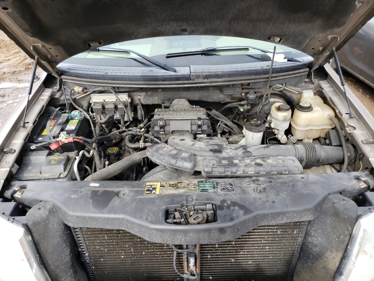 Photo 7 from auction – 2004 FORD F150 with VIN 1FTPX14504NC42351
