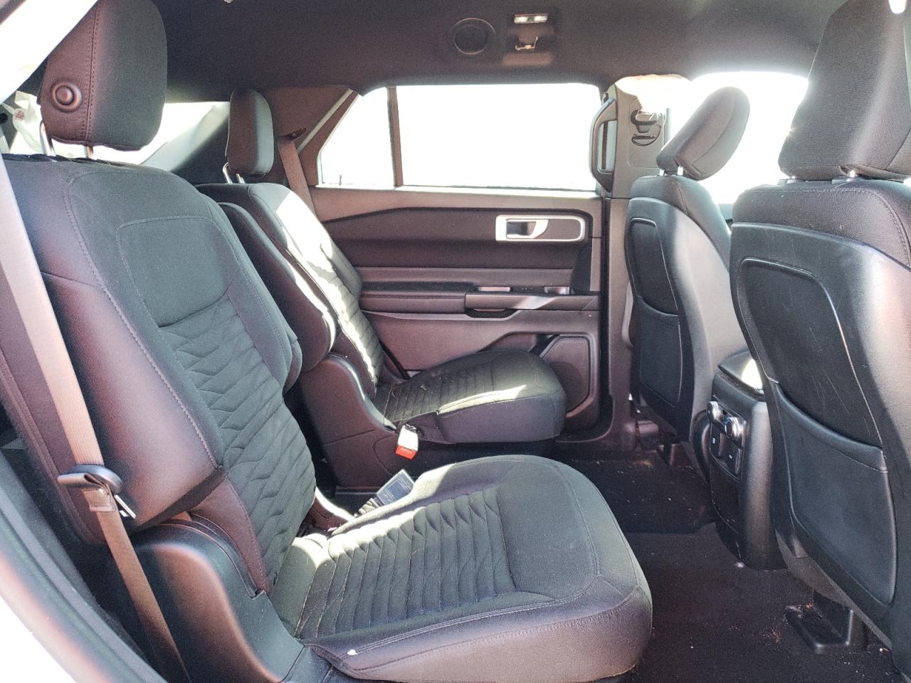 Photo 6 from auction – 2020 FORD EXPLORER X with VIN 1FMSK7DHXLGA69622