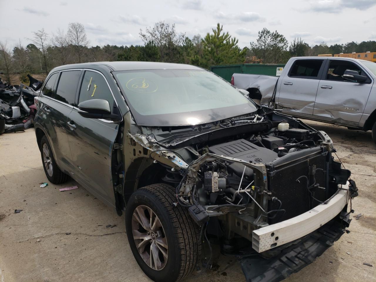 TOYOTA HIGHLANDER 2016 with VIN 5TDZKRFH4GS153376 - Photo from auction