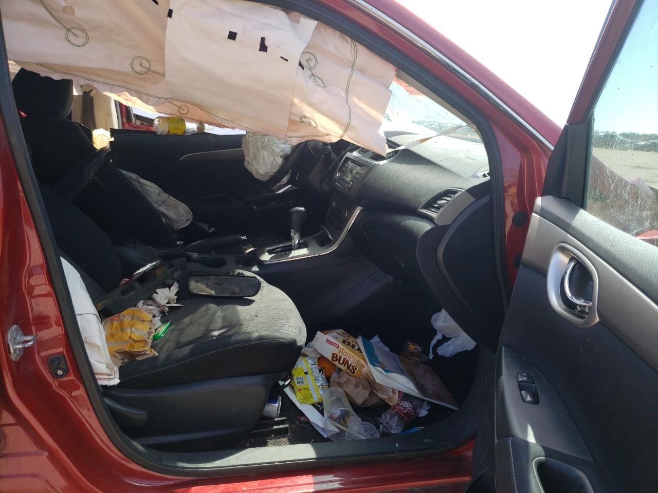 Photo 5 from auction – 2014 NISSAN SENTRA S with VIN 3N1AB7AP0EY296690