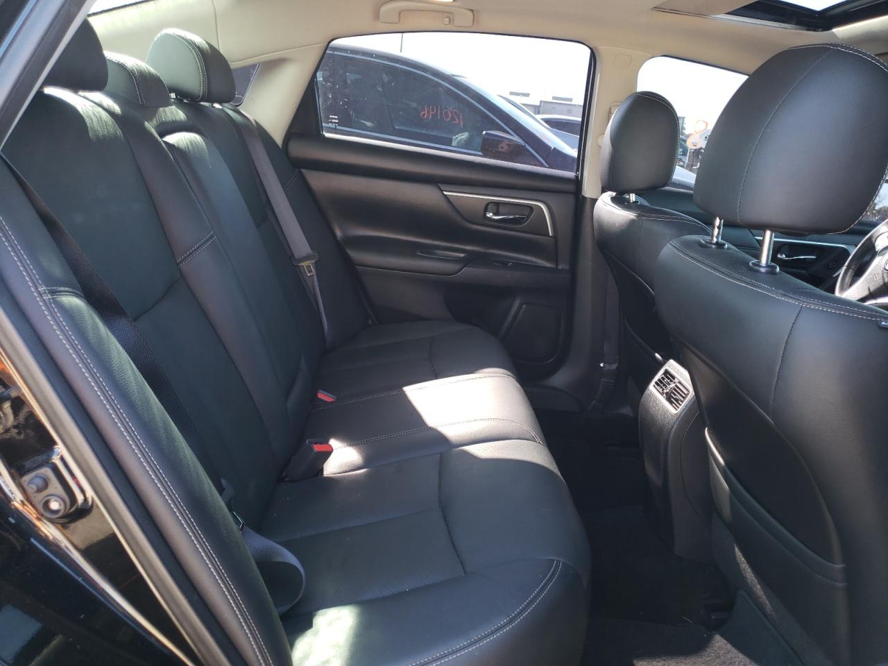 Photo 6 from auction – 2016 NISSAN ALTIMA 2.5 with VIN 1N4AL3AP5GC273118