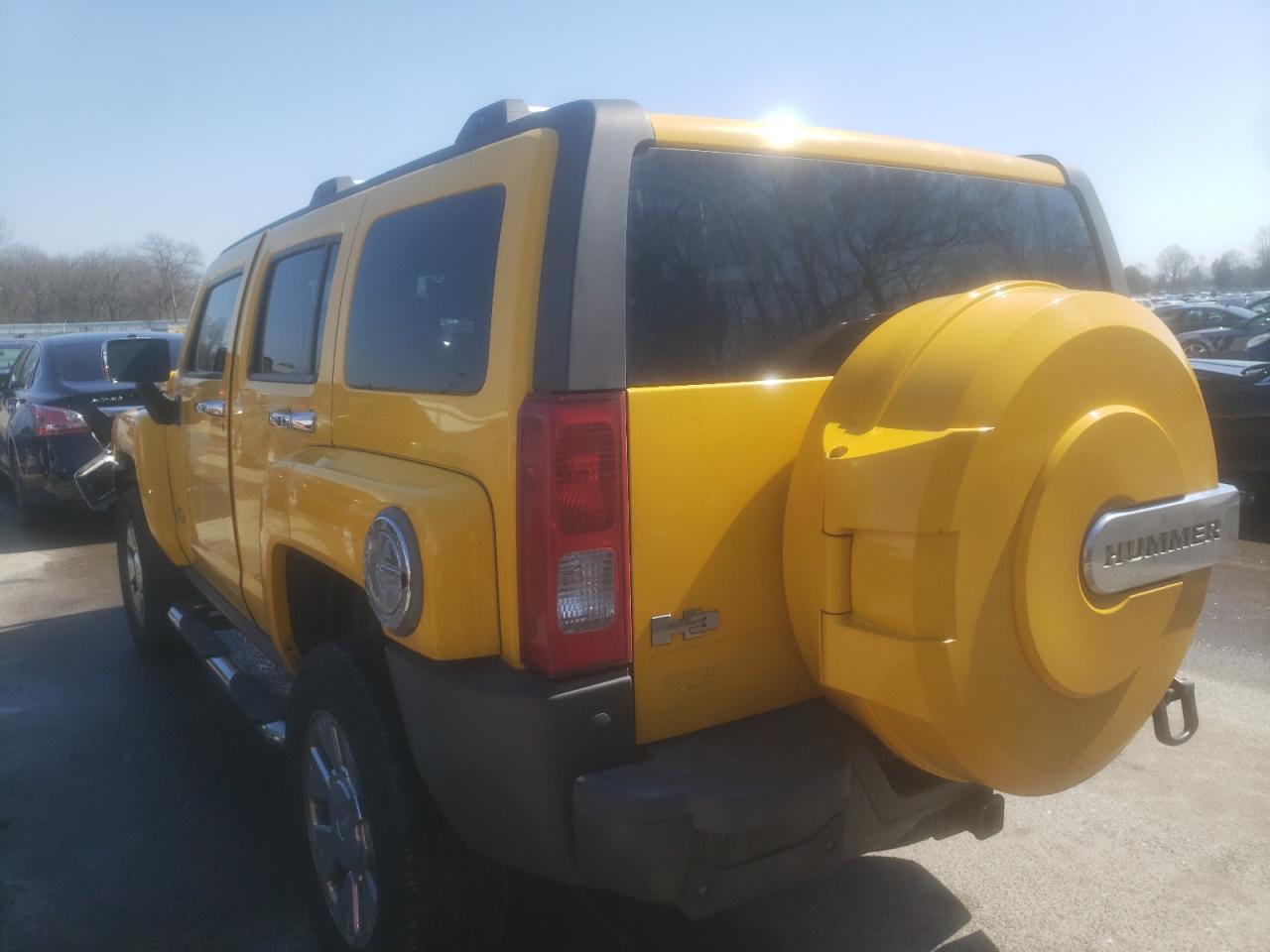 Photo 3 from auction – 2007 HUMMER H3 with VIN 5GTDN13E078197532
