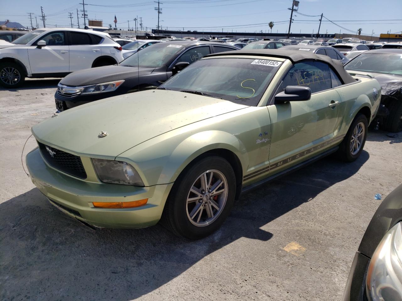 Photo 2 from auction – 2005 FORD MUSTANG with VIN 1ZVHT84N155178523