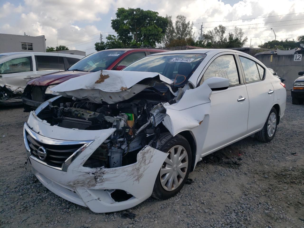 Photo 2 from auction – 2015 NISSAN VERSA S with VIN 3N1CN7APXFL831507