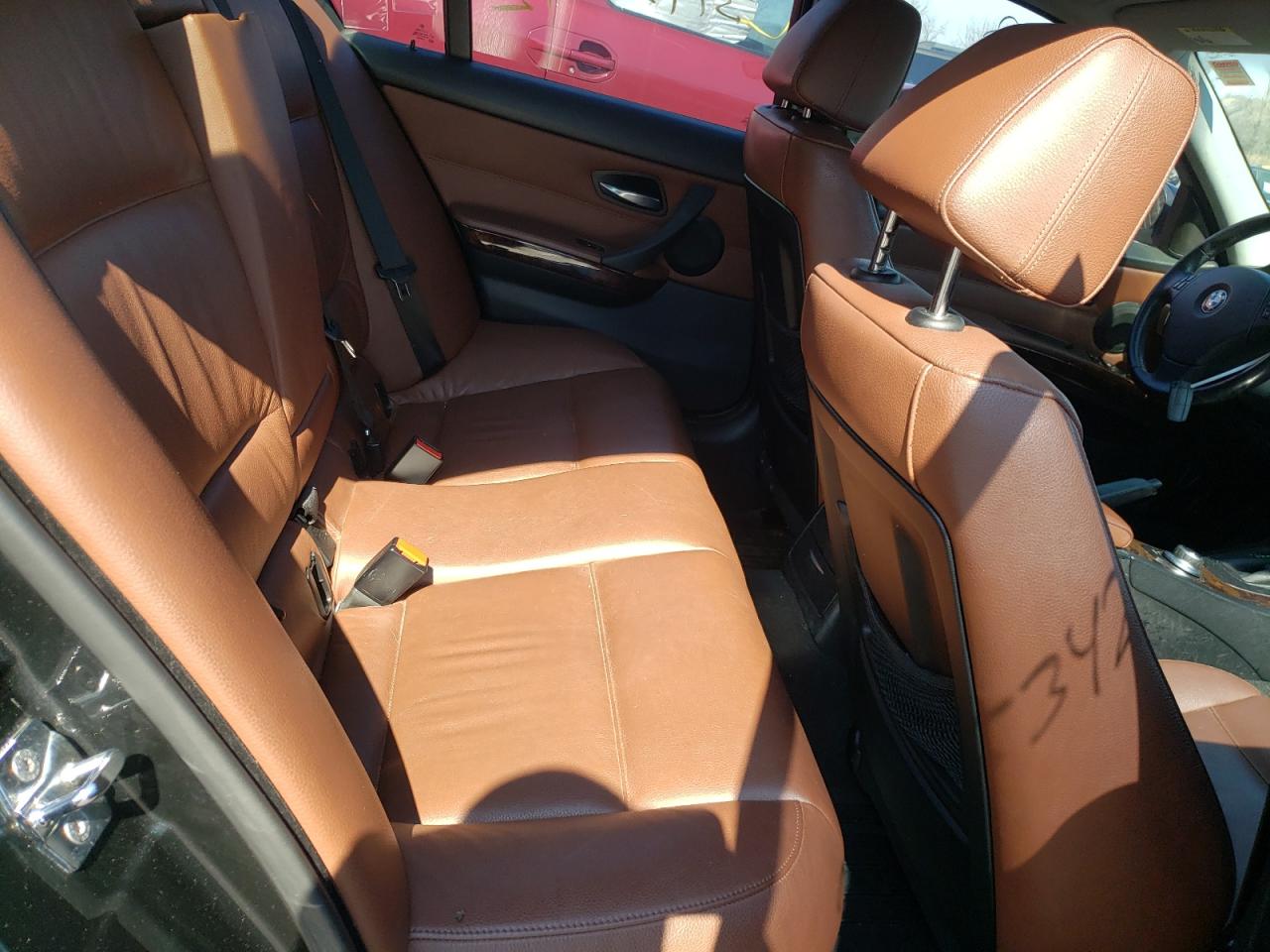 Photo 6 from auction – 2008 BMW 328 XI with VIN WBAVC935X8K039121