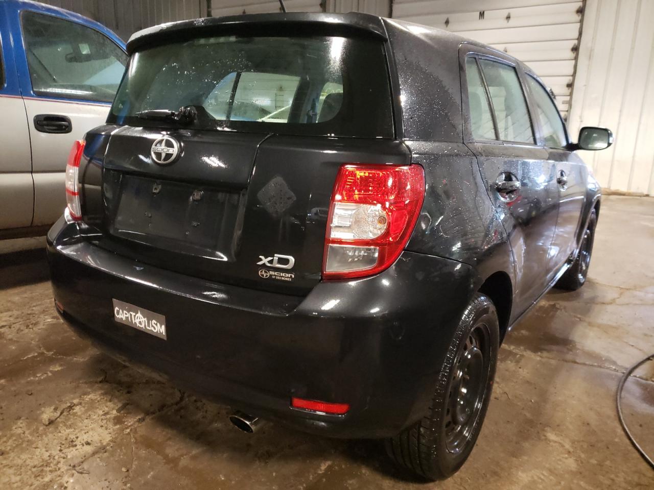 Photo 4 from auction – 2010 TOYOTA SCION XD with VIN JTKKU4B49A1005528
