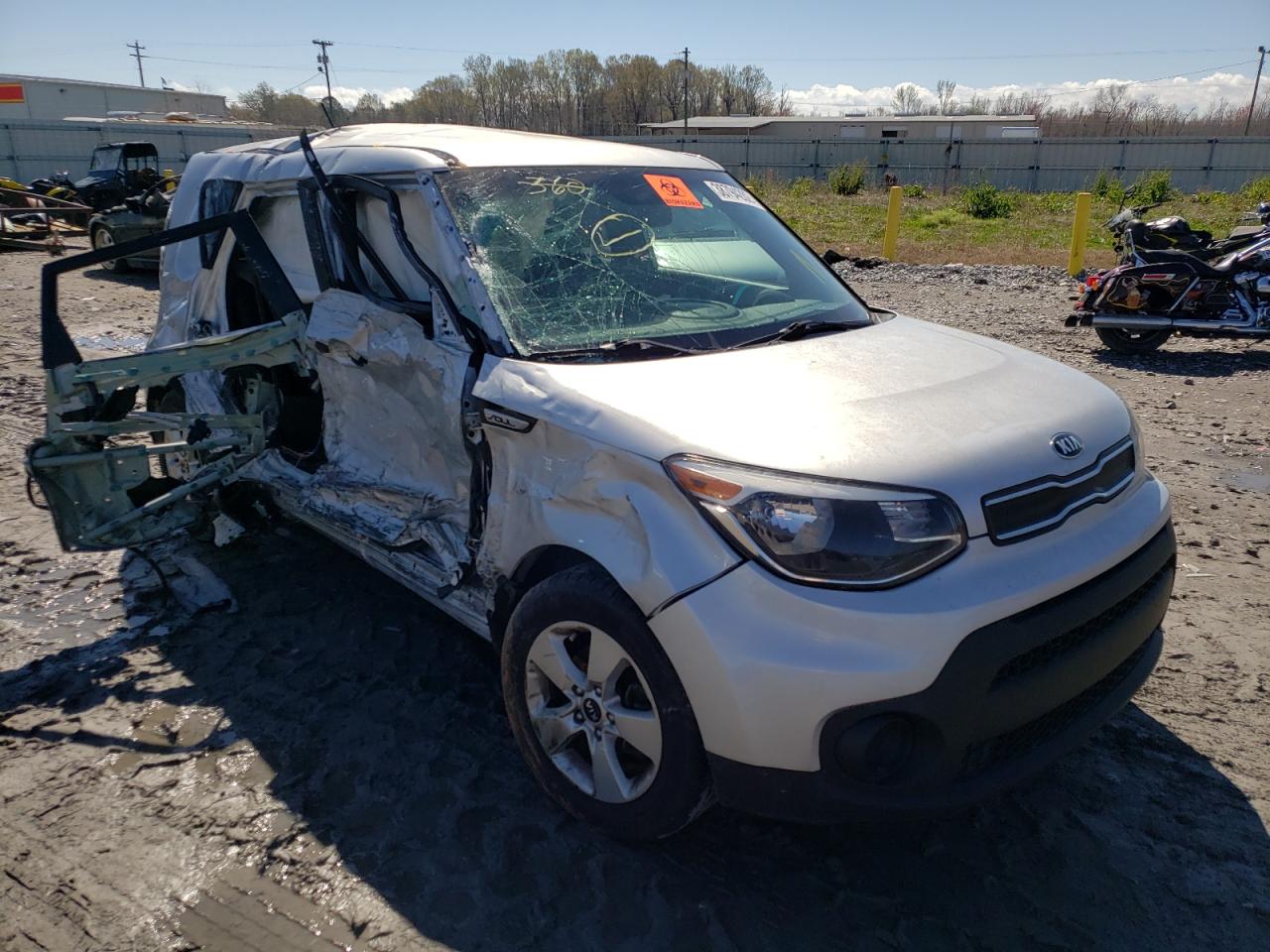KIA SOUL 2017 with VIN KNDJN2A2XH7456284 - Photo from auction