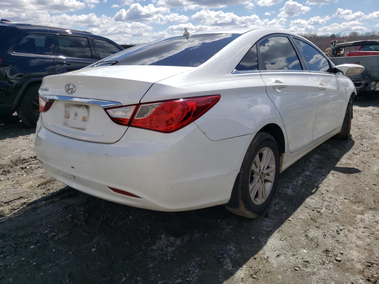 Photo 4 from auction – 2013 HYUNDAI SONATA GLS with VIN 5NPEB4AC2DH512593