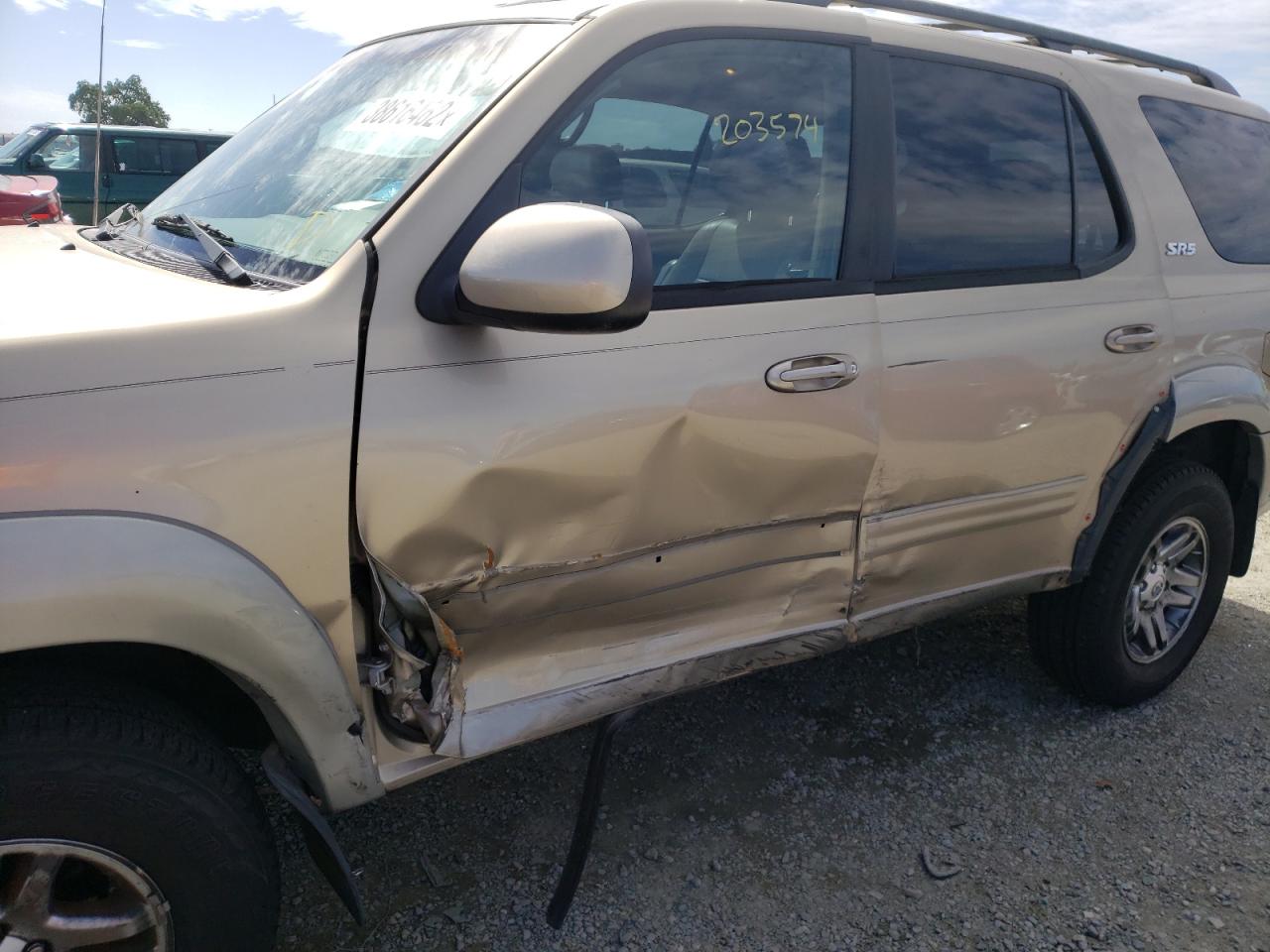 صورة رقم 9 من المزاد - 2003 TOYOTA SEQUOIA SR مع VIN 5TDBT44A73S186292