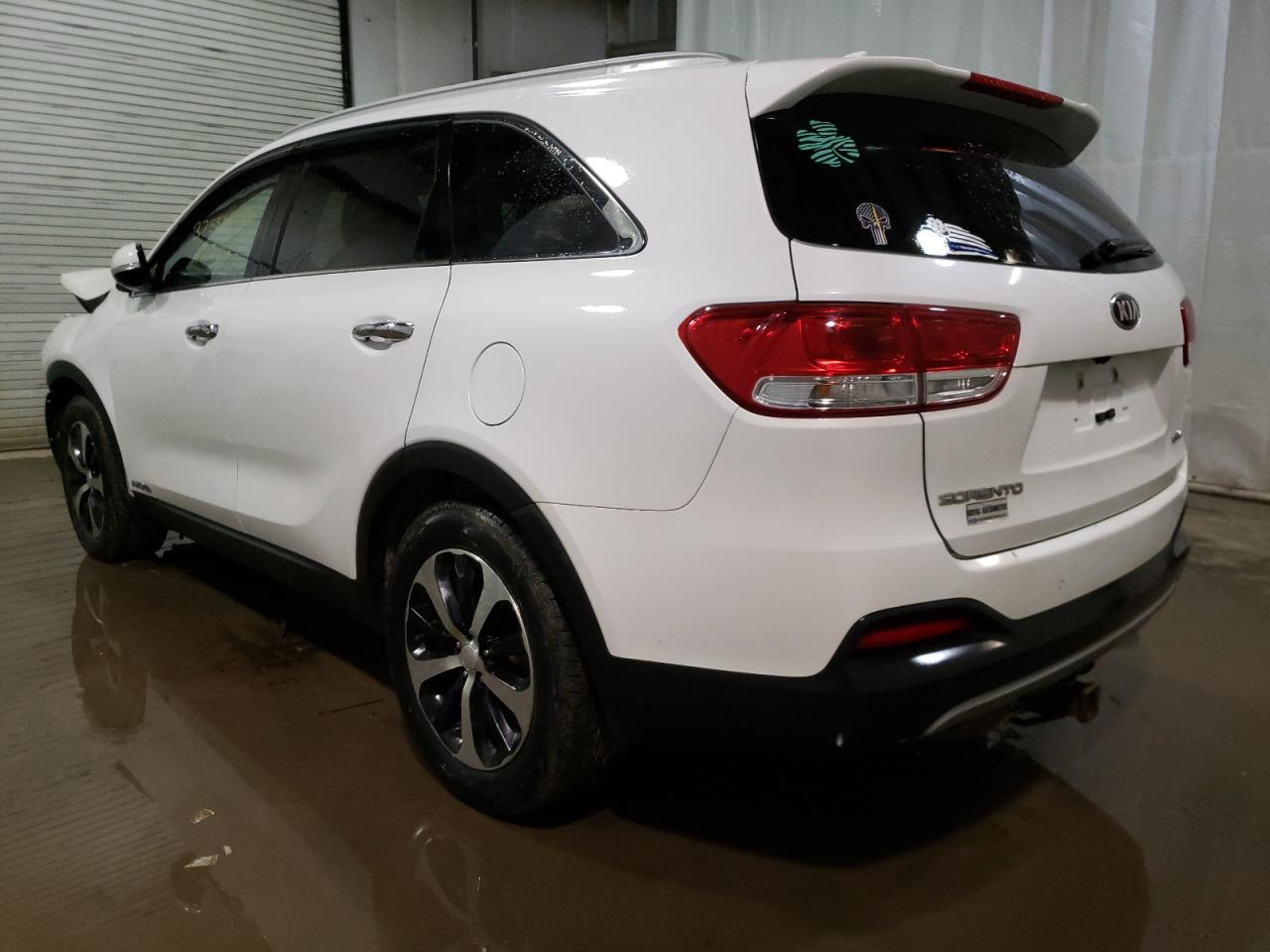Photo 3 from auction – 2016 KIA SORENTO EX with VIN 5XYPHDA5XGG118117