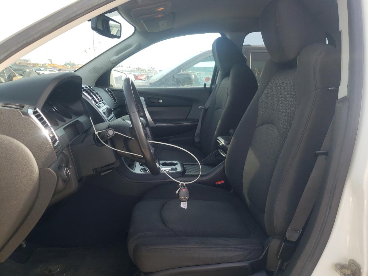 Photo 5 from auction – 2010 GMC ACADIA SLE with VIN 1GKLVLED7AJ240755