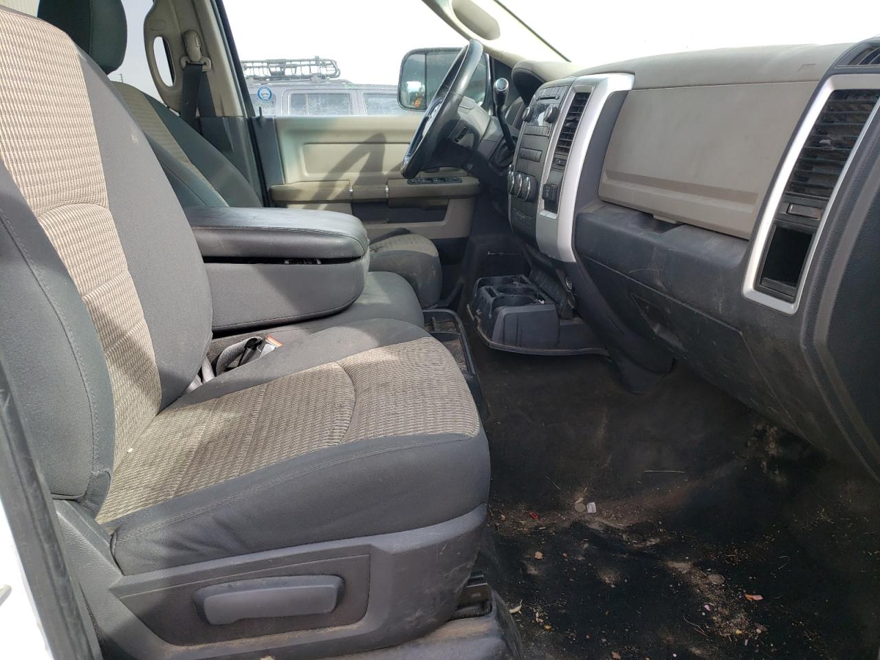 Photo 5 from auction – 2012 DODGE RAM 2500 S with VIN 3C6TD5JT6CG213940