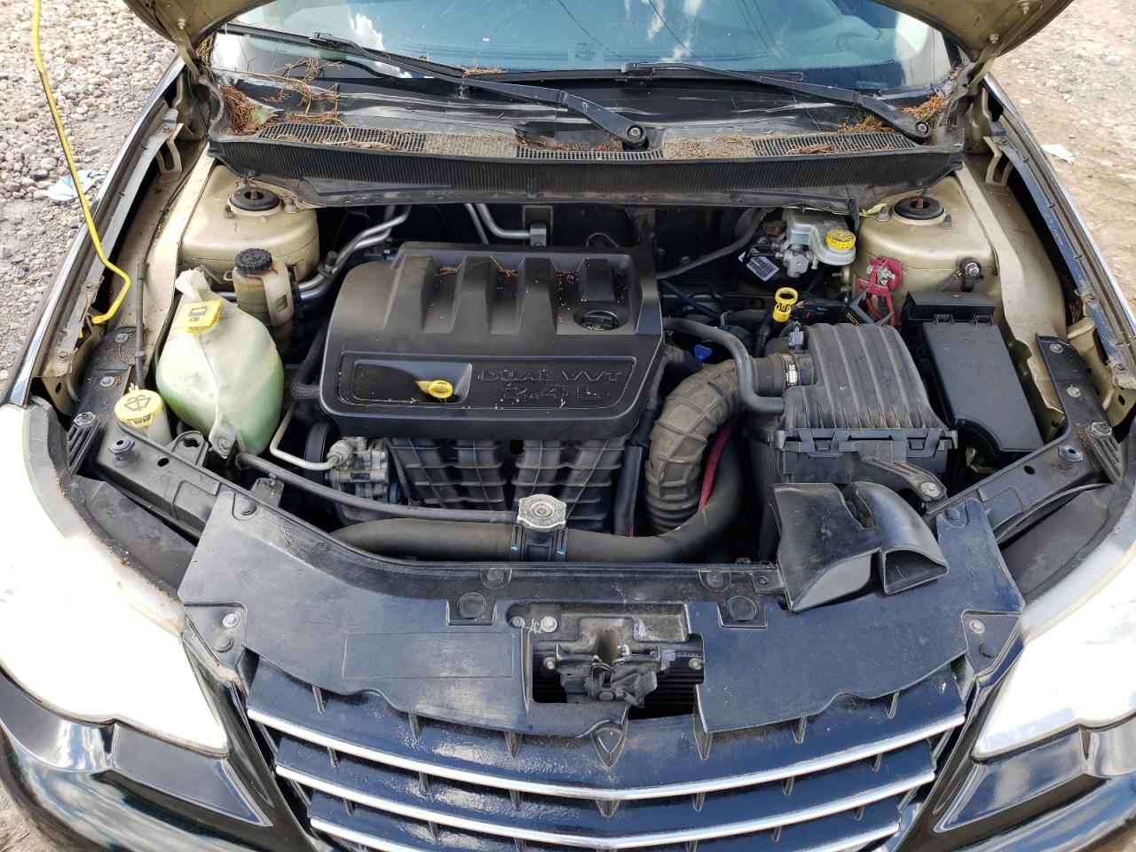Photo 7 from auction – 2010 CHRYSLER SEBRING LI with VIN 1C3CC5FB1AN213977