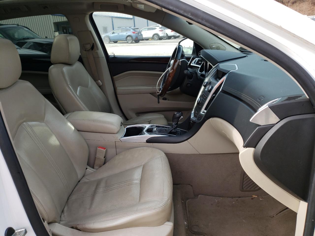 Photo 5 from auction – 2011 CADILLAC SRX LUXURY with VIN 3GYFNDEY5BS555341