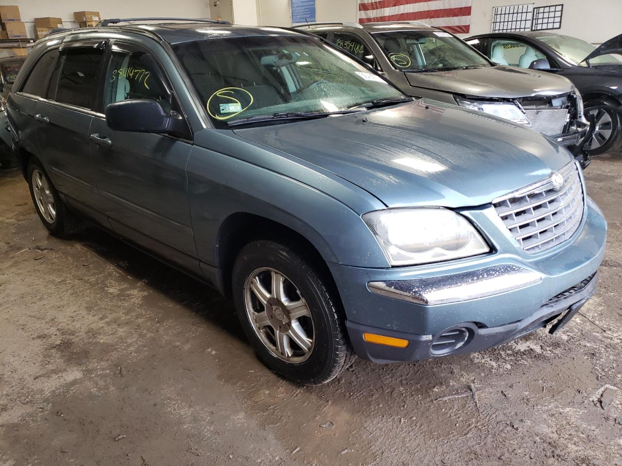 CHRYSLER PACIFICA T 2006 with VIN 2A4GM68476R787454 - Photo from auction