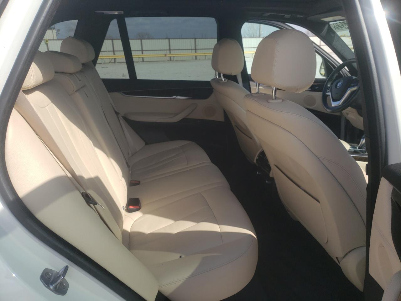 Photo 6 from auction – 2017 BMW X5 XDRIVE3 with VIN 5UXKR0C50H0U54250