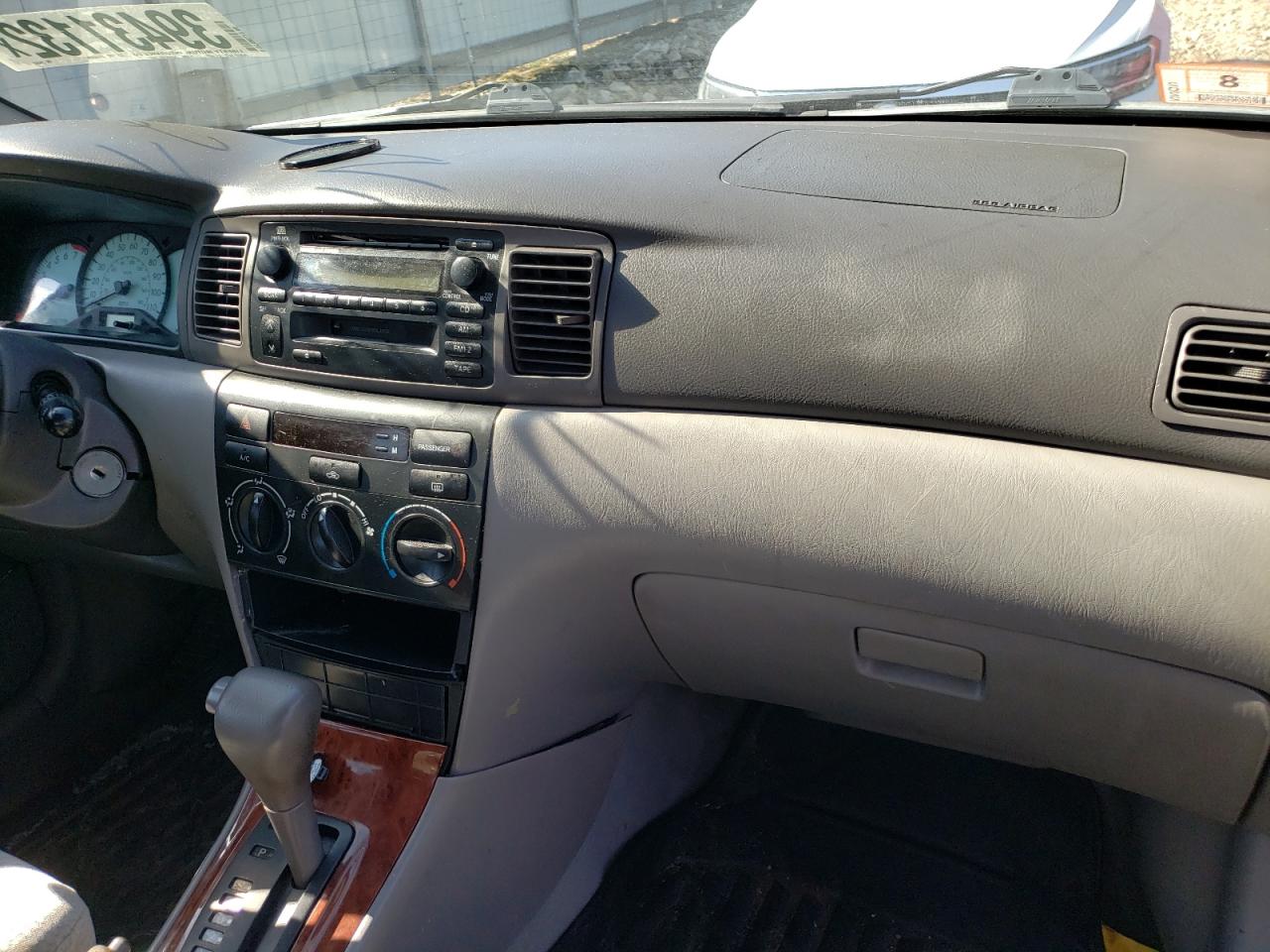 Photo 9 from auction – 2004 TOYOTA COROLLA CE with VIN 2T1BR32E04C294875