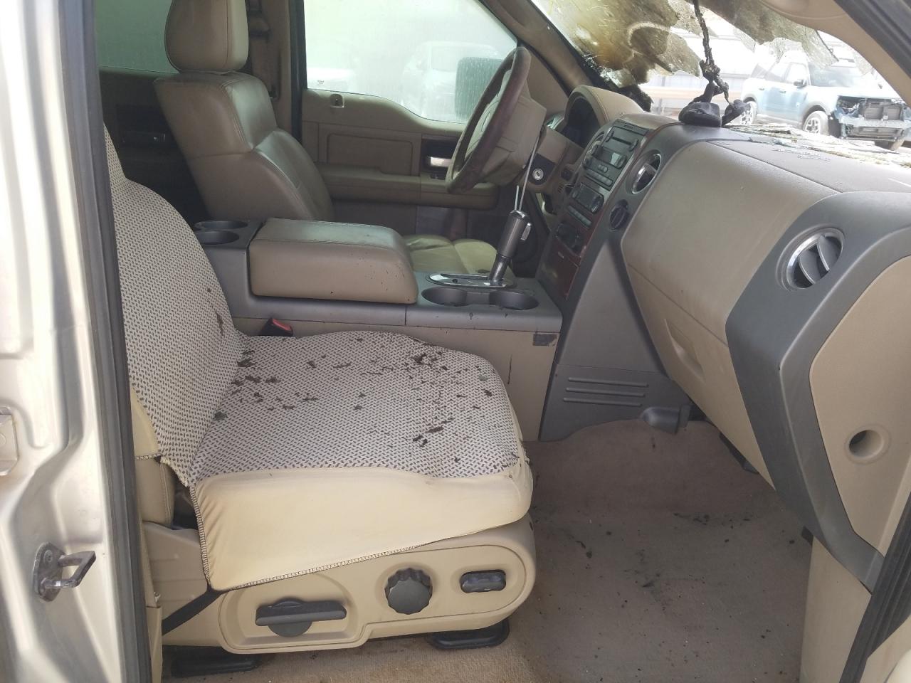 Photo 5 from auction – 2006 FORD F150 SUPER with VIN 1FTPW12556FA44903