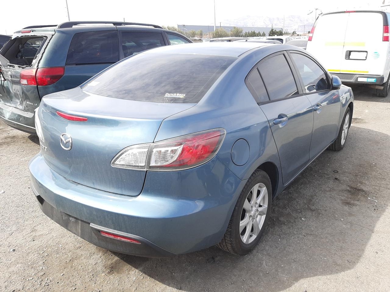 Photo 4 from auction – 2011 MAZDA 3 I with VIN JM1BL1VG2B1408010