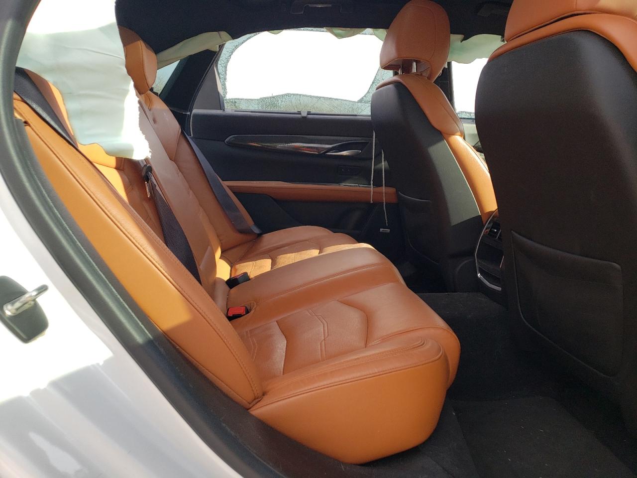 Photo 6 from auction – 2017 CADILLAC CT6 PREMIU with VIN 1G6KH5R65HU149274