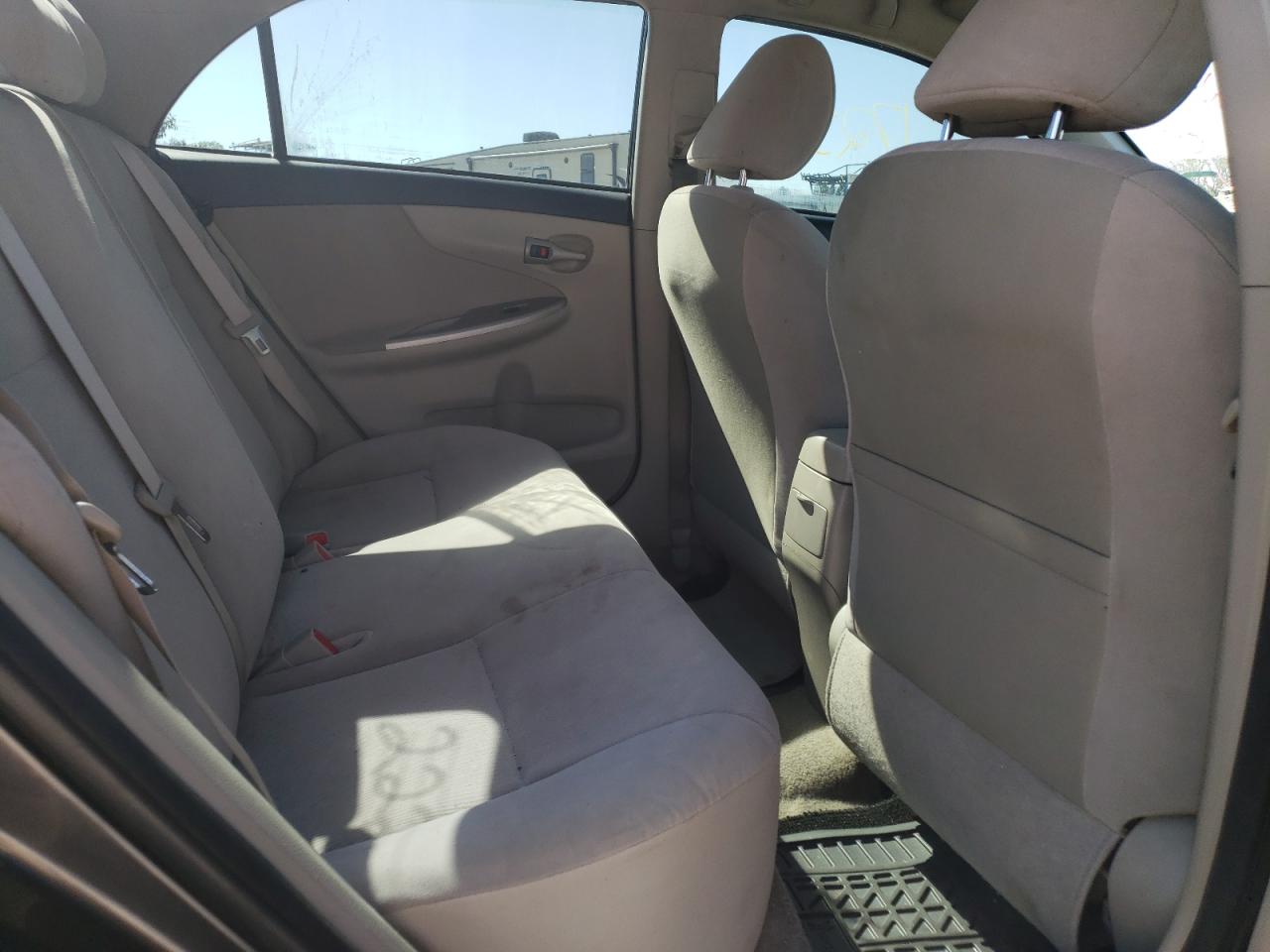 Photo 6 from auction – 2011 TOYOTA COROLLA BA with VIN JTDBU4EE3B9155939