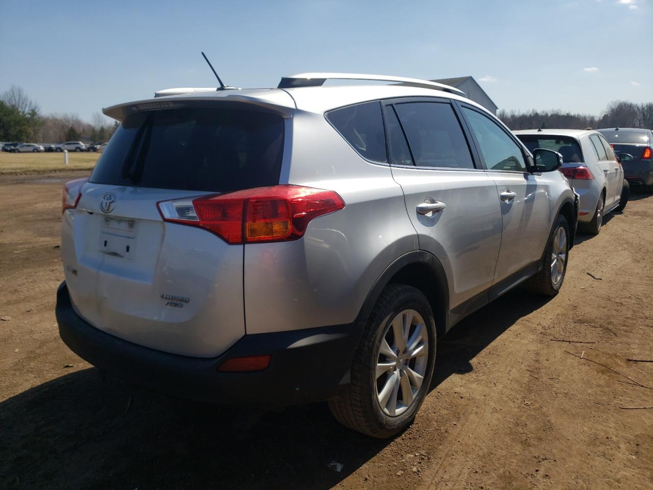 Photo 4 from auction – 2014 TOYOTA RAV4 LIMIT with VIN 2T3DFREV6EW202028