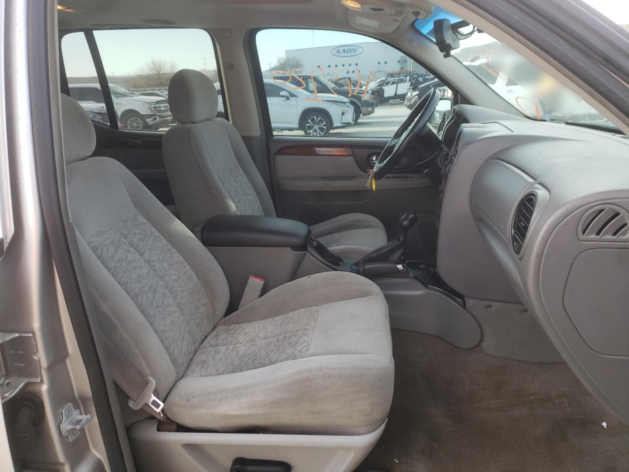 Photo 5 from auction – 2005 ISUZU ASCENDER S with VIN 4NUET16S256701627