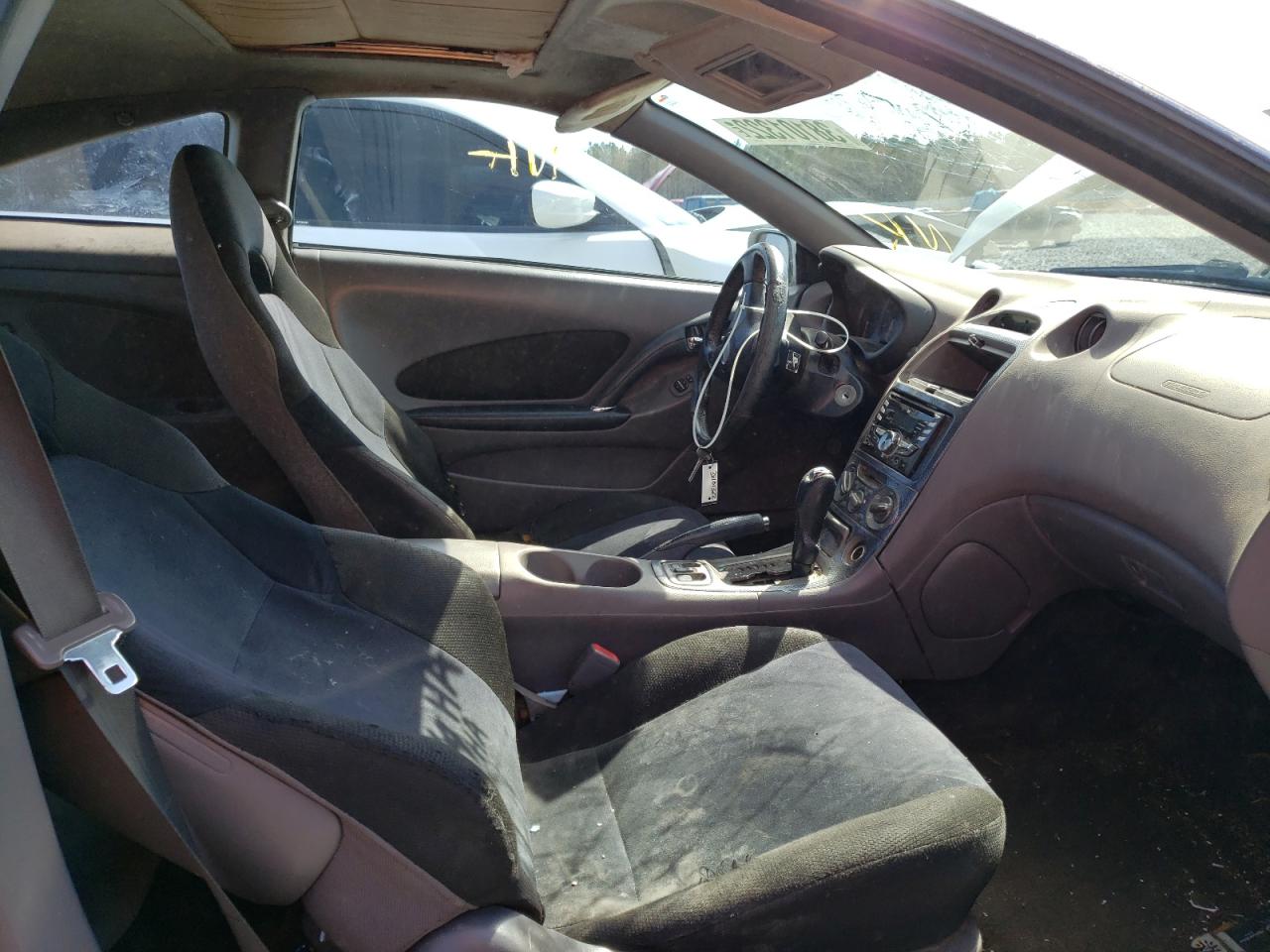 Photo 5 from auction – 2001 TOYOTA CELICA GT- with VIN JTDDY38T810046607