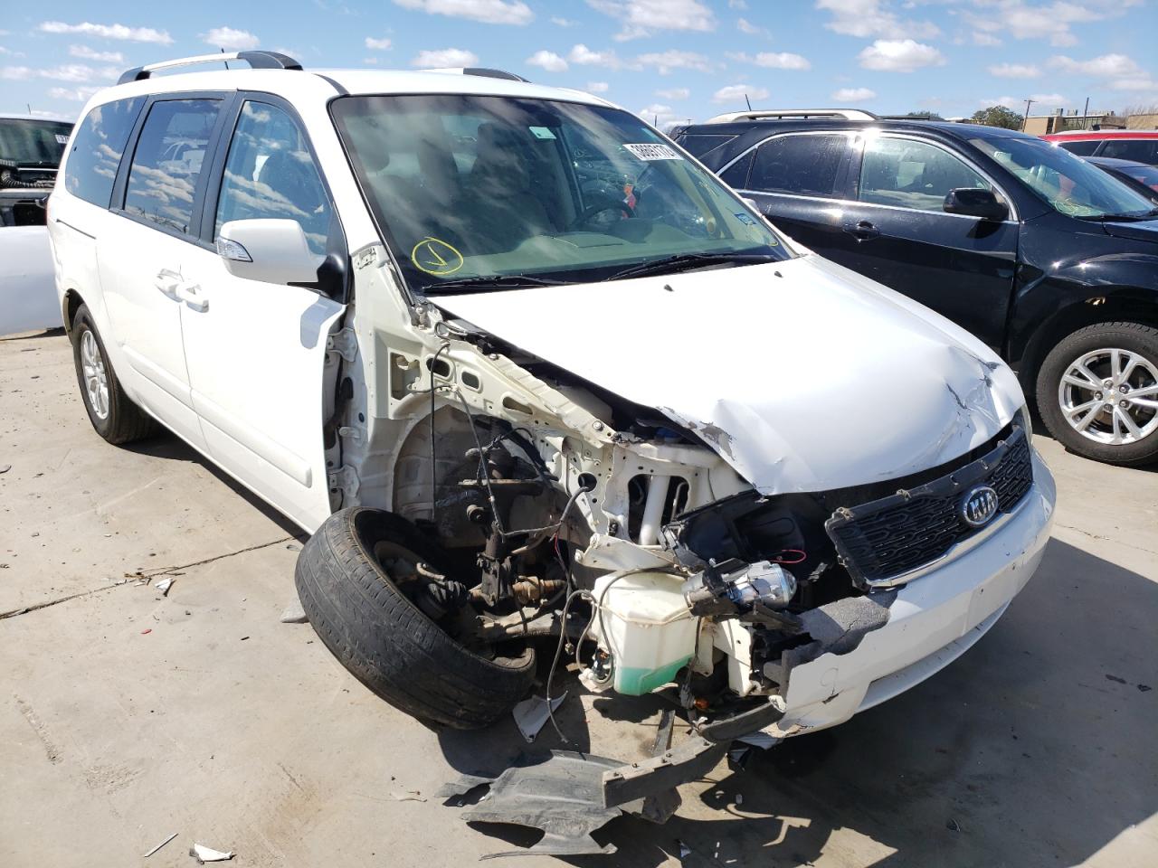 KIA SEDONA LX 2011 with VIN KNDMG4C70B6375156 - Photo from auction