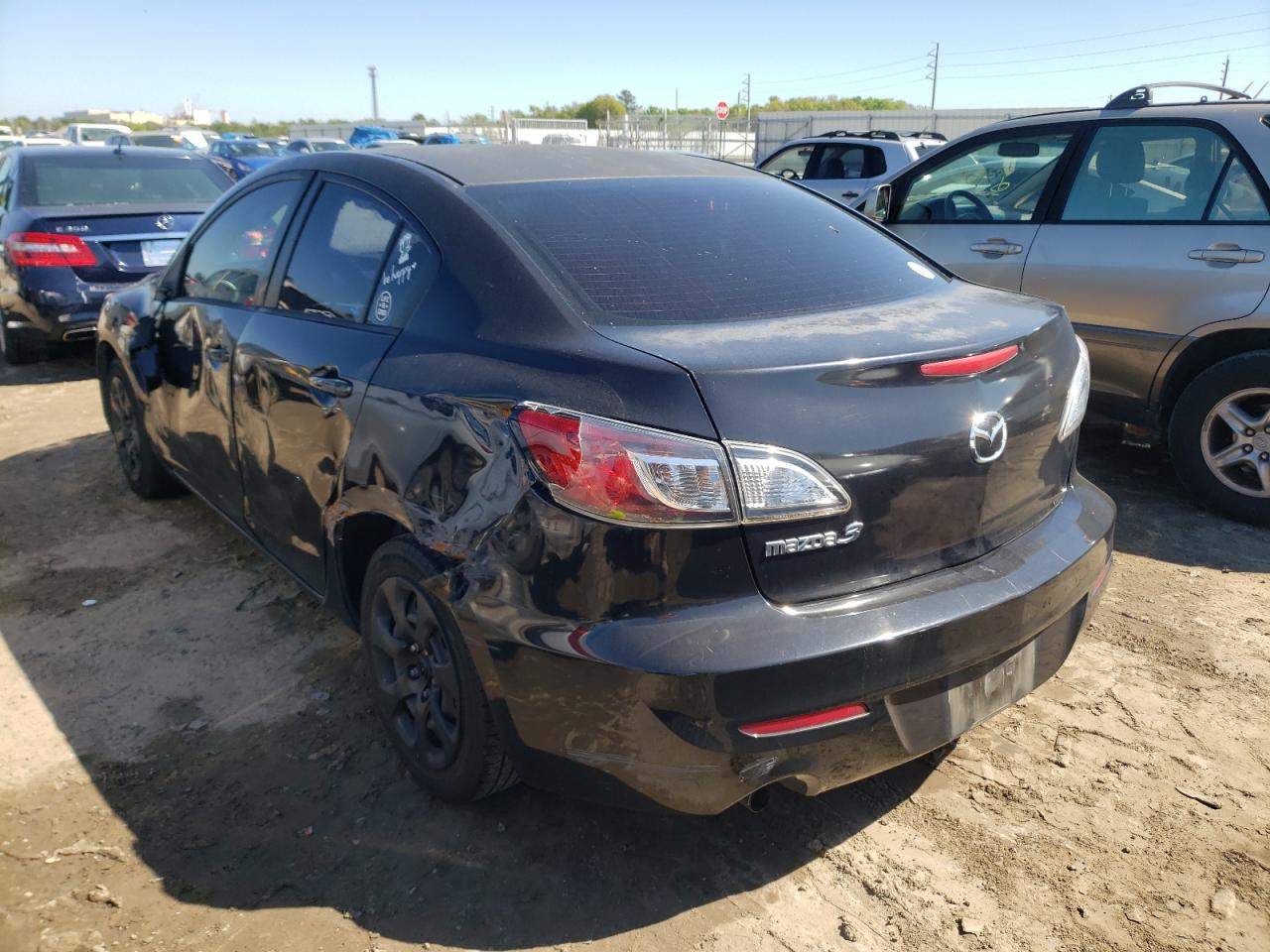 Photo 3 from auction – 2012 MAZDA 3 I with VIN JM1BL1UF6C1679159