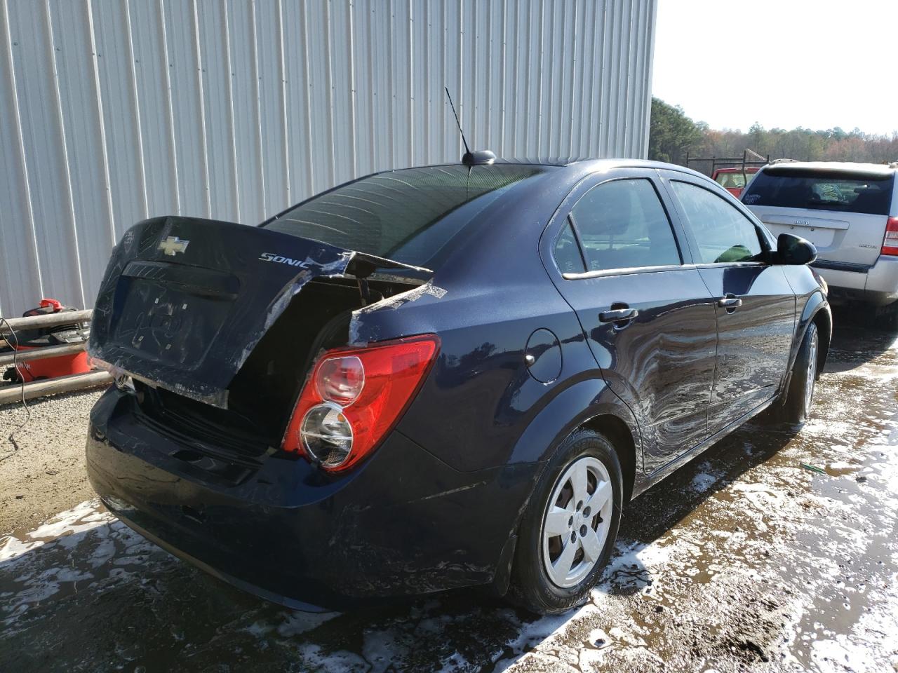 Photo 4 from auction – 2015 CHEVROLET SONIC LS with VIN 1G1JA5SH1F4125780