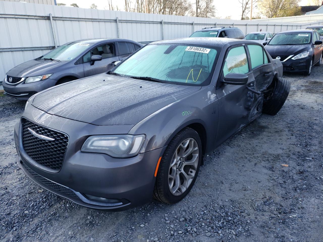 Photo 2 from auction – 2018 CHRYSLER 300 S with VIN 2C3CCABG6JH213945