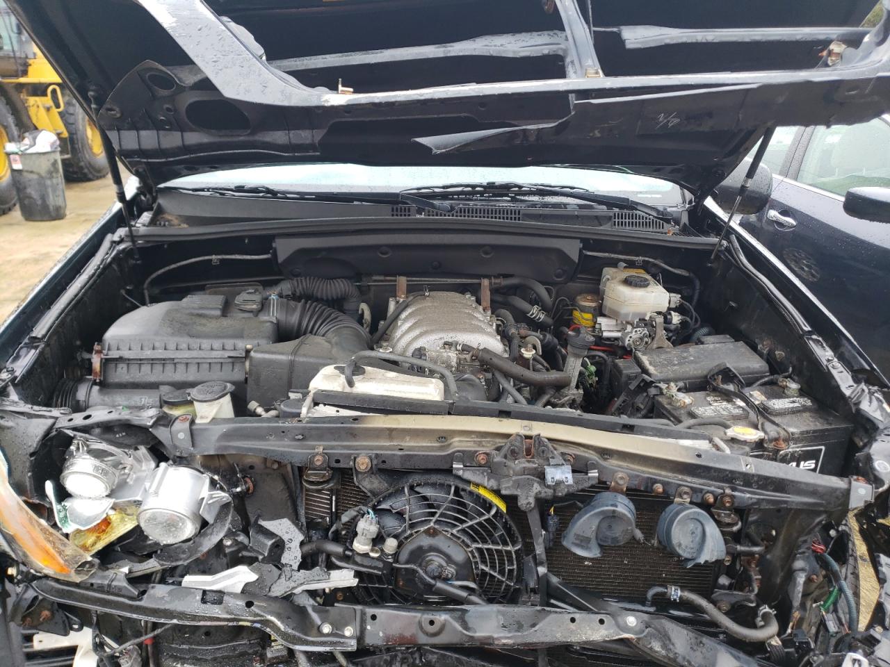 Photo 7 from auction – 2004 LEXUS GX 470 with VIN JTJBT20X640042037