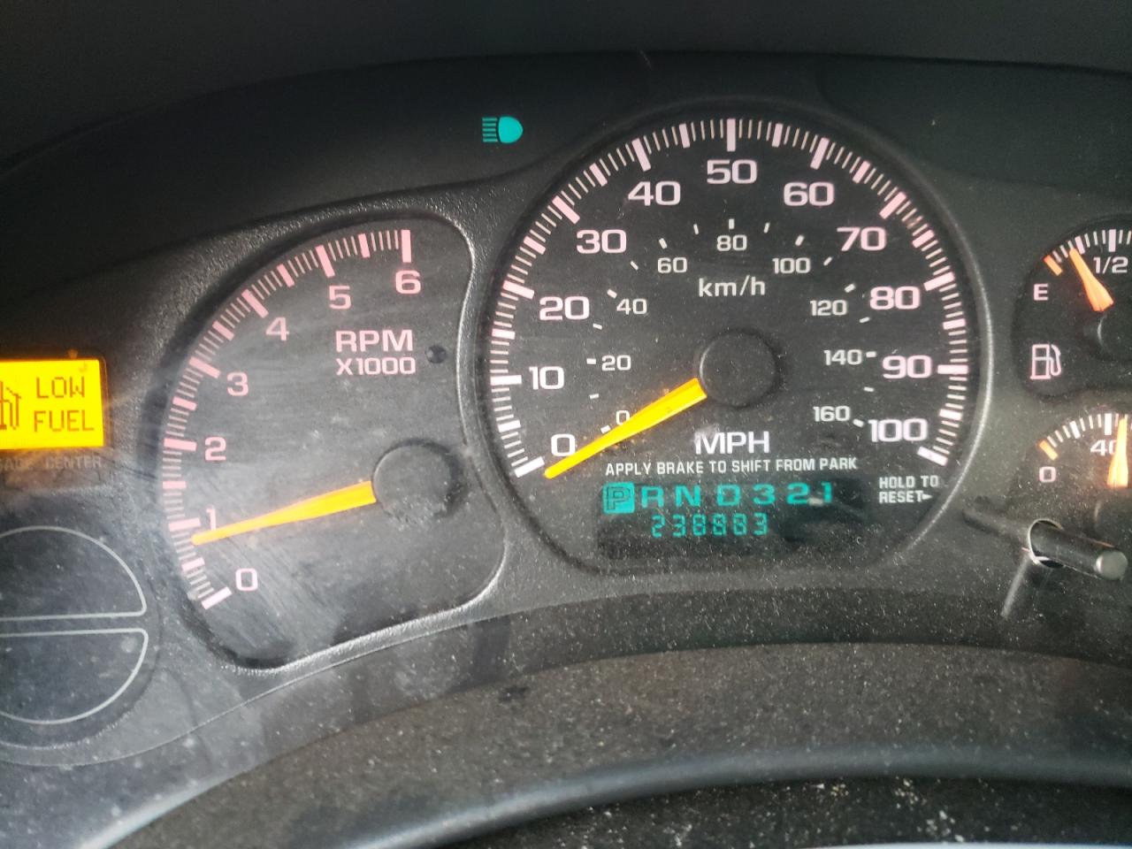 Photo 8 from auction – 2000 GMC NEW SIERRA with VIN 1GTEK19T4YE205127