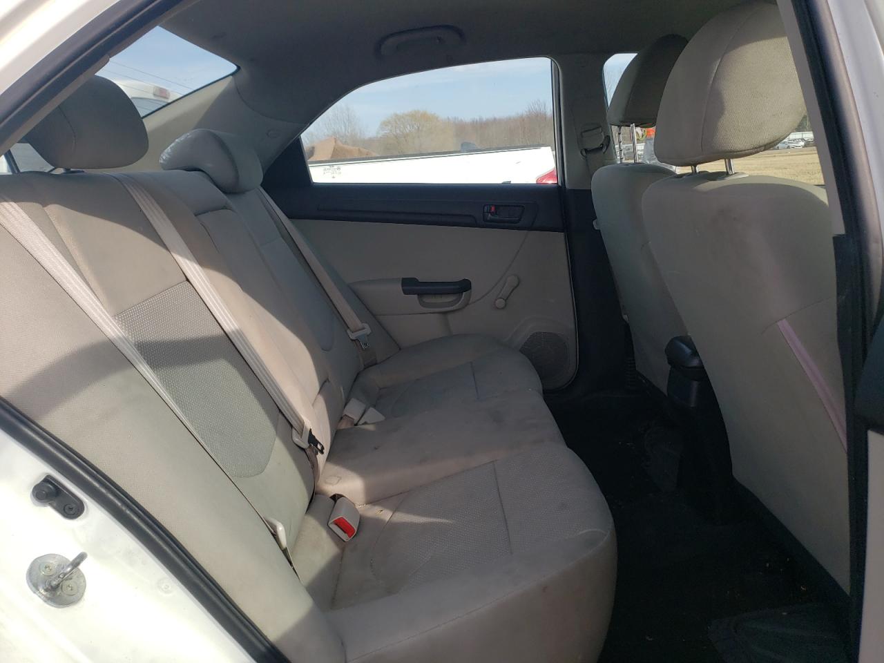 Photo 6 from auction – 2012 KIA FORTE LX with VIN KNAFT4A27C5573927