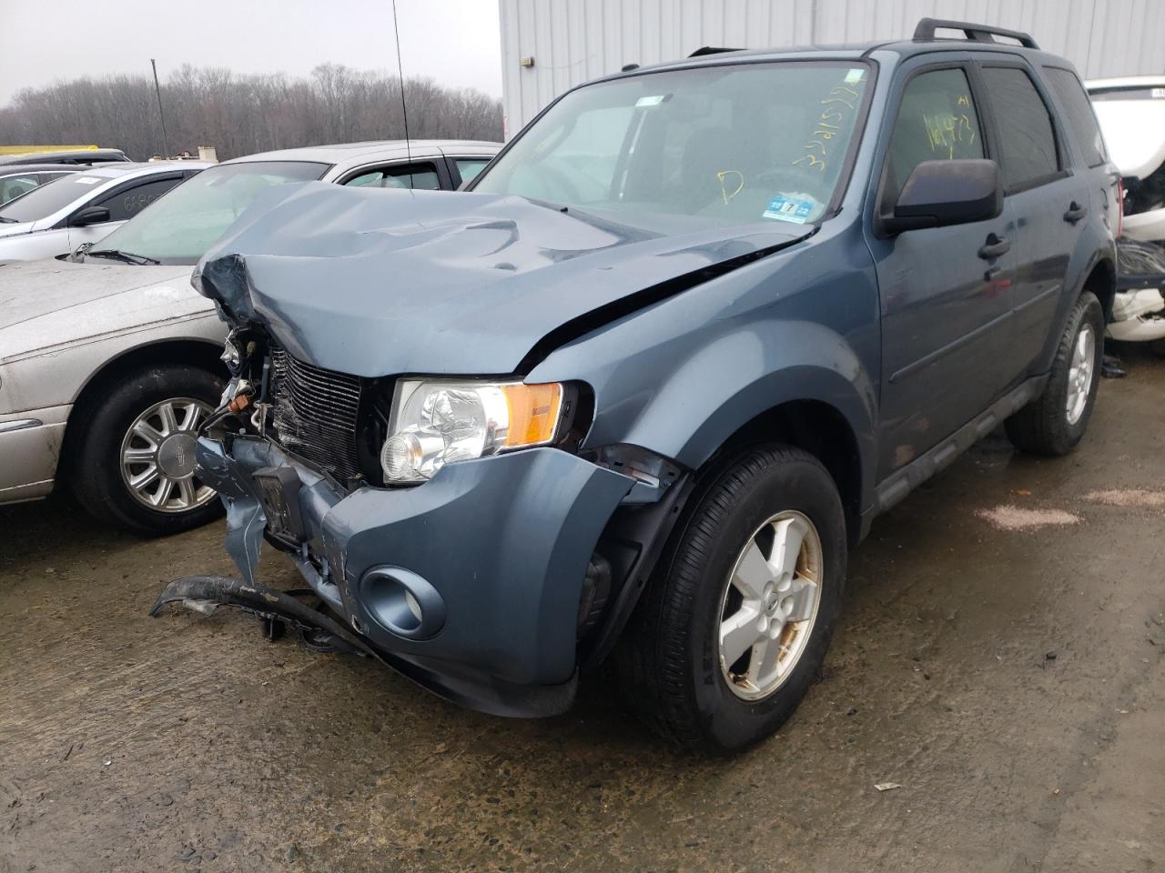 Photo 2 from auction – 2010 FORD ESCAPE XLT with VIN 1FMCU0D76AKD36410