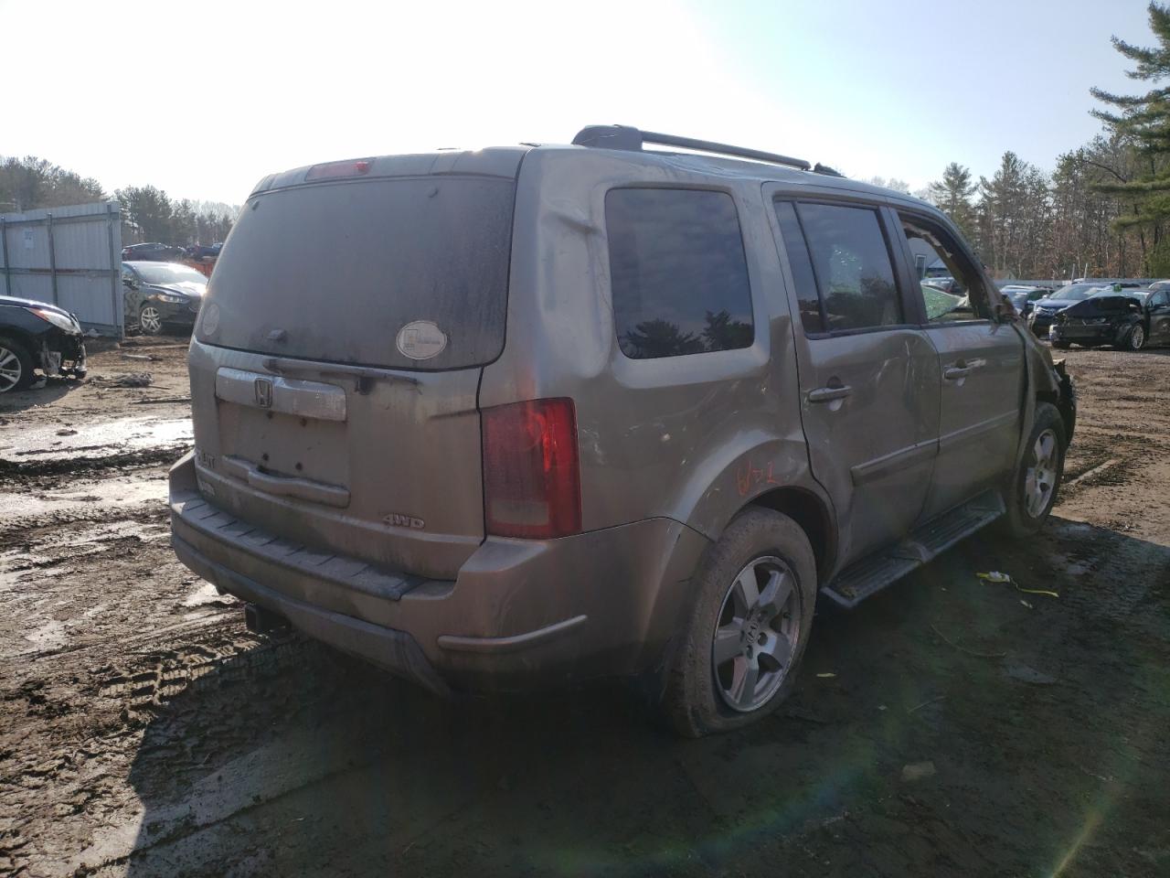 Photo 4 from auction – 2011 HONDA PILOT EXL with VIN 5FNYF4H54BB063504