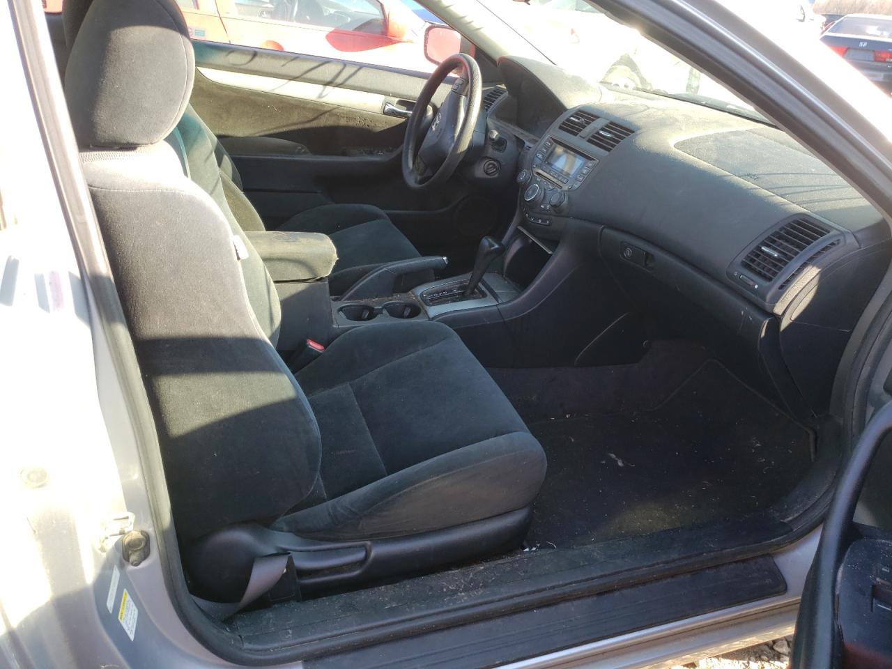 Photo 5 from auction – 2003 HONDA ACCORD with VIN 1HGCM72633A026491