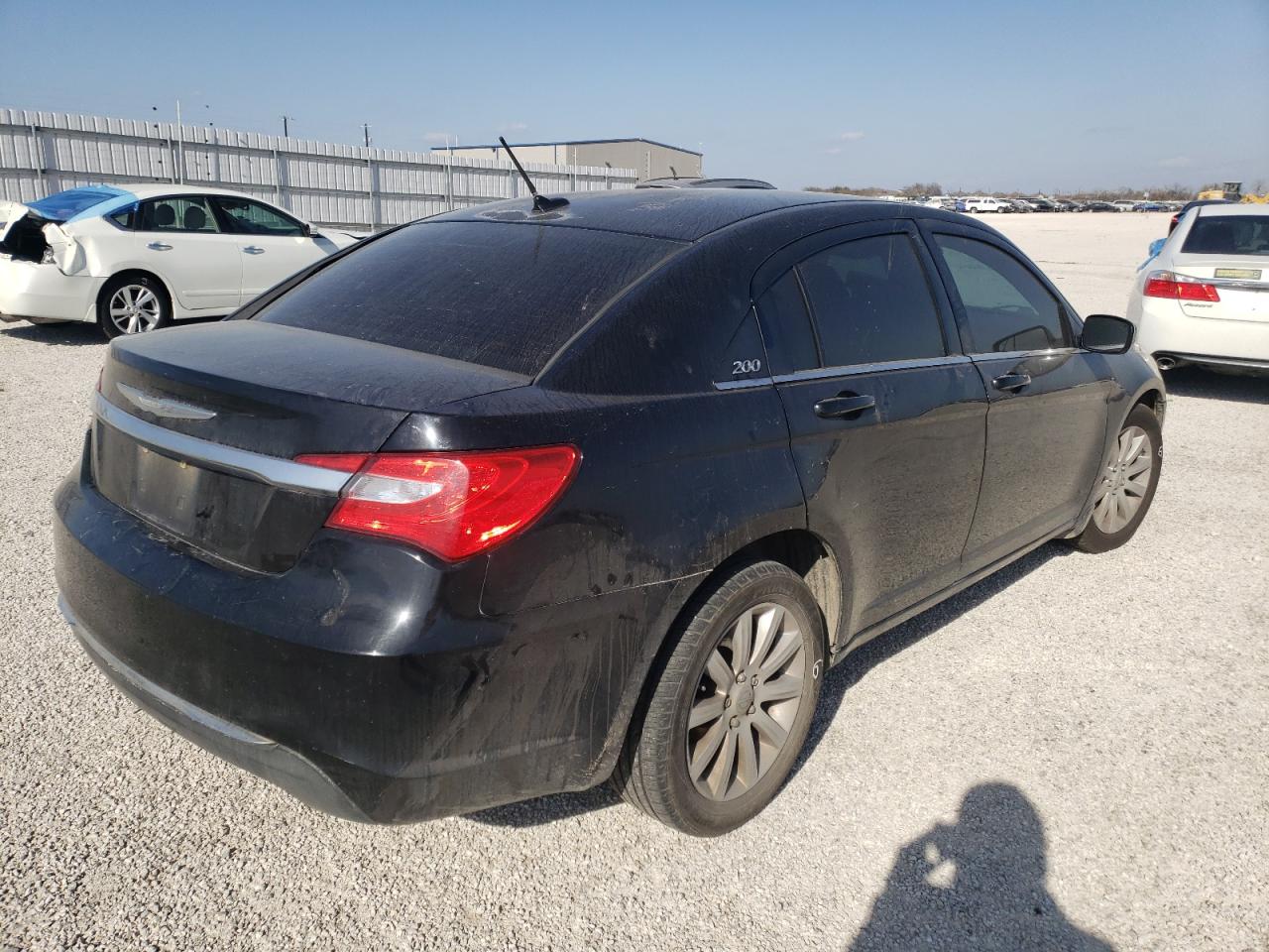 Photo 4 from auction – 2011 CHRYSLER 200 TOURIN with VIN 1C3BC1FB0BN619741
